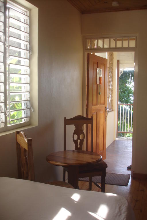 Finjam Cottage Port Antonio Ruang foto